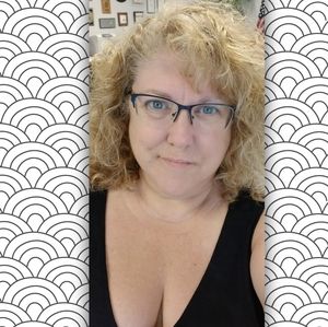 Meet your Posher, Jewel